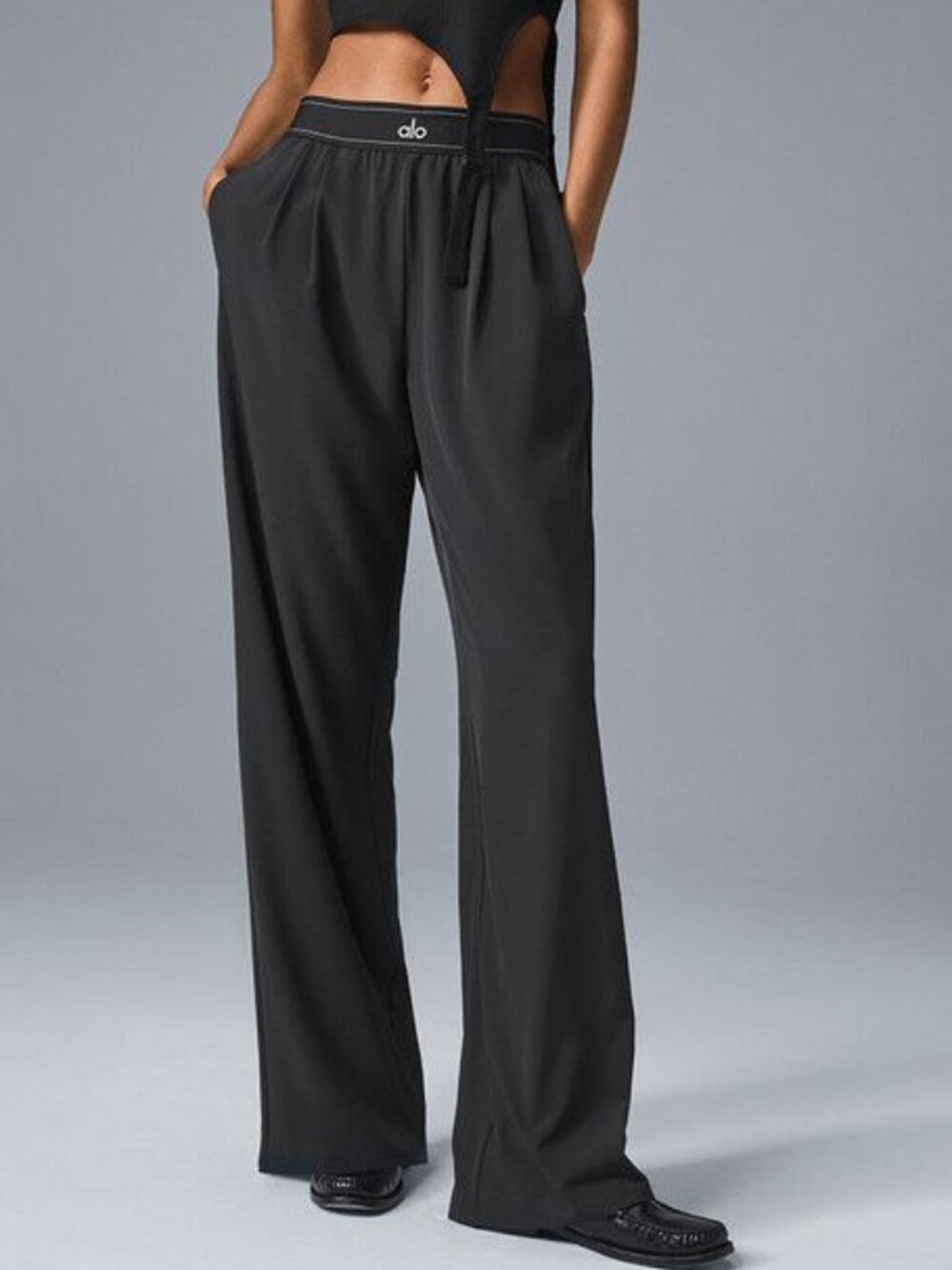 💗Black ALO Yoga  Straight-Leg Trouser Suit Up Pants🤭NWT (Length:30" Inseam) - Picture 8 of 8